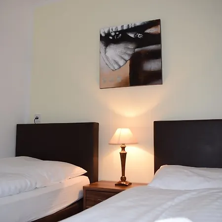 Apartment Augustenfelder Hof *